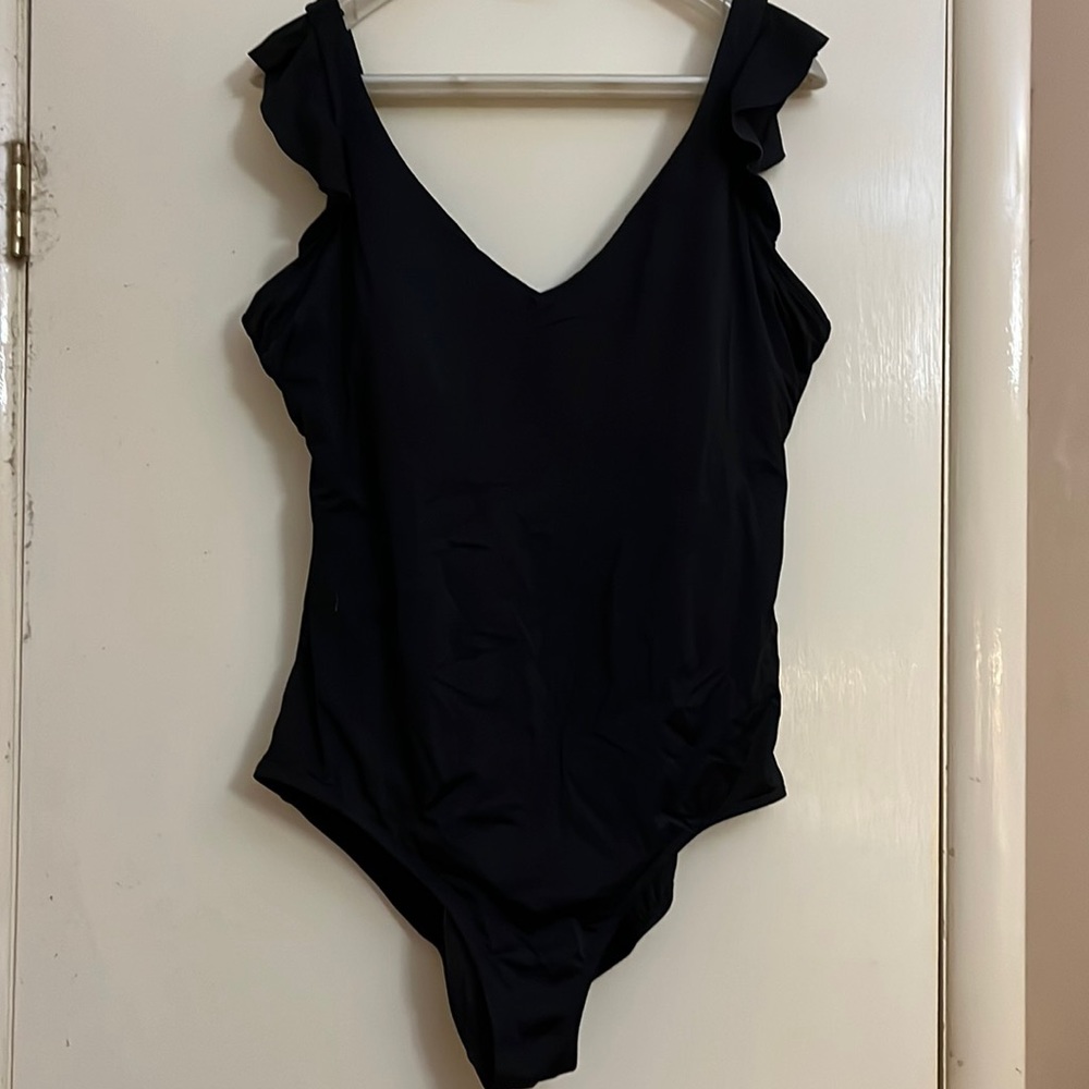 TIME & TRUE Black One Piece Bathing Suit w/ruffle sleeves-3X-GUC